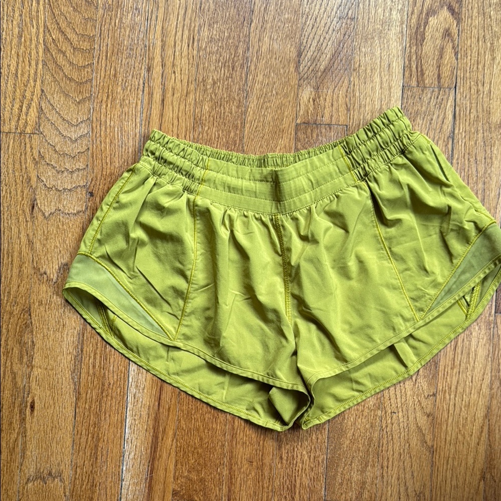 Lululemon hotty hot shorts - size 8
